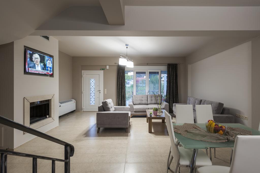 4 Seasons Villas Plataria Habitación foto
