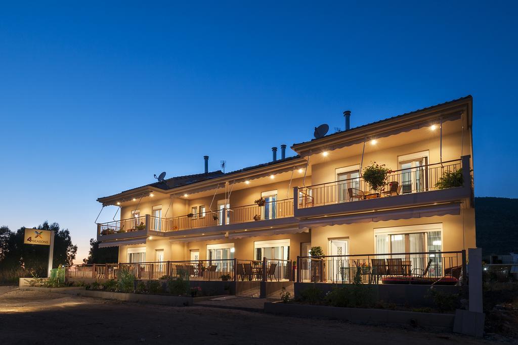 4 Seasons Villas Plataria Habitación foto