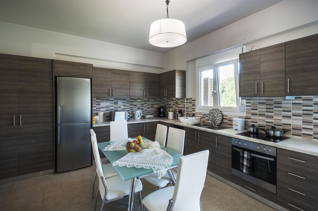 4 Seasons Villas Plataria Habitación foto